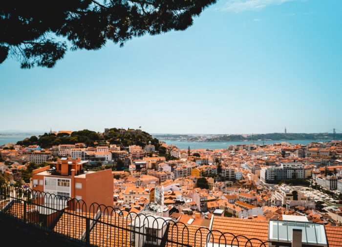 Cruzeiros com partidas de Portugal